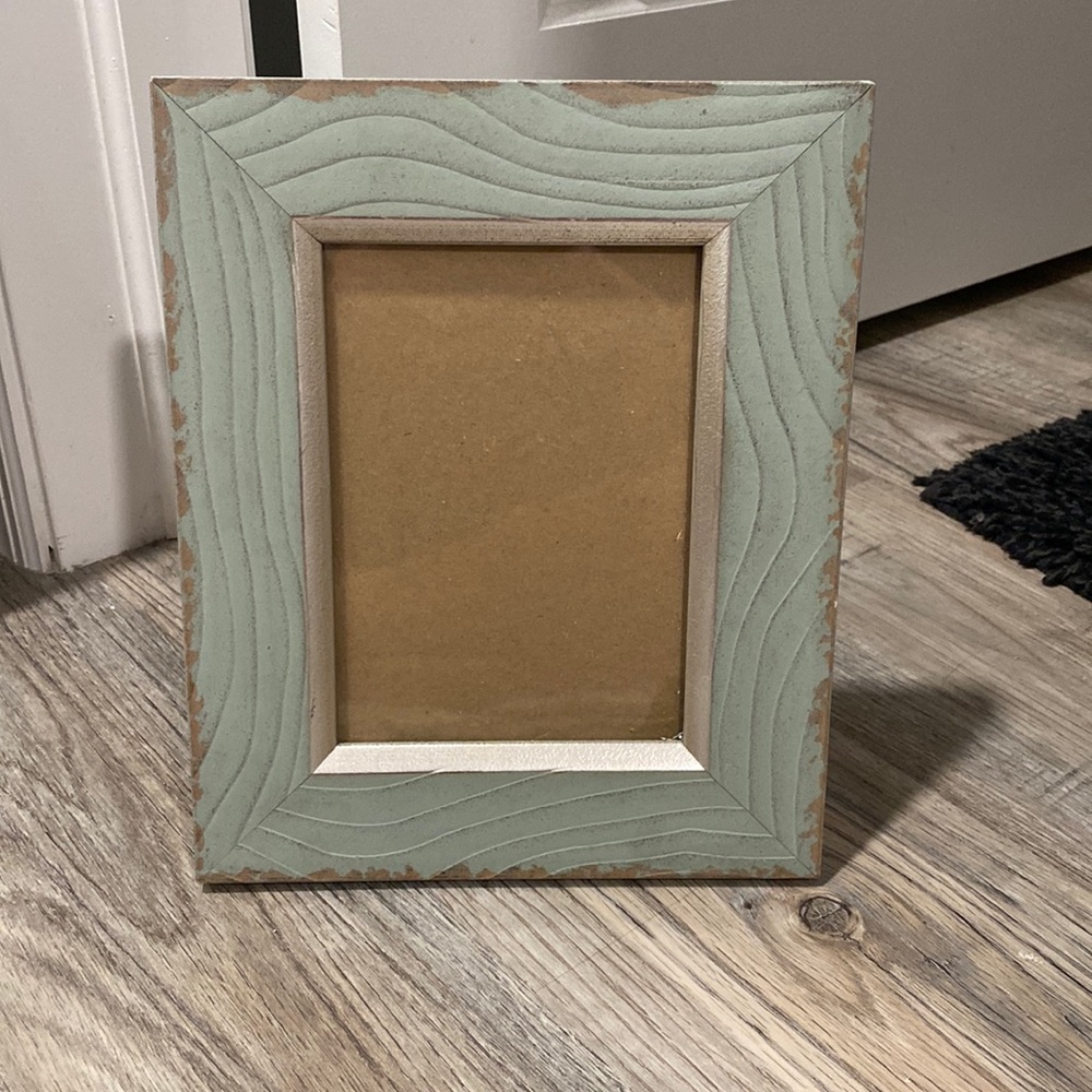 Rustic picture frame